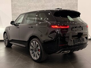 2026 Land Rover Range Rover Sport P400 MHEV III, чёрный, 18100000 рублей, вид 4