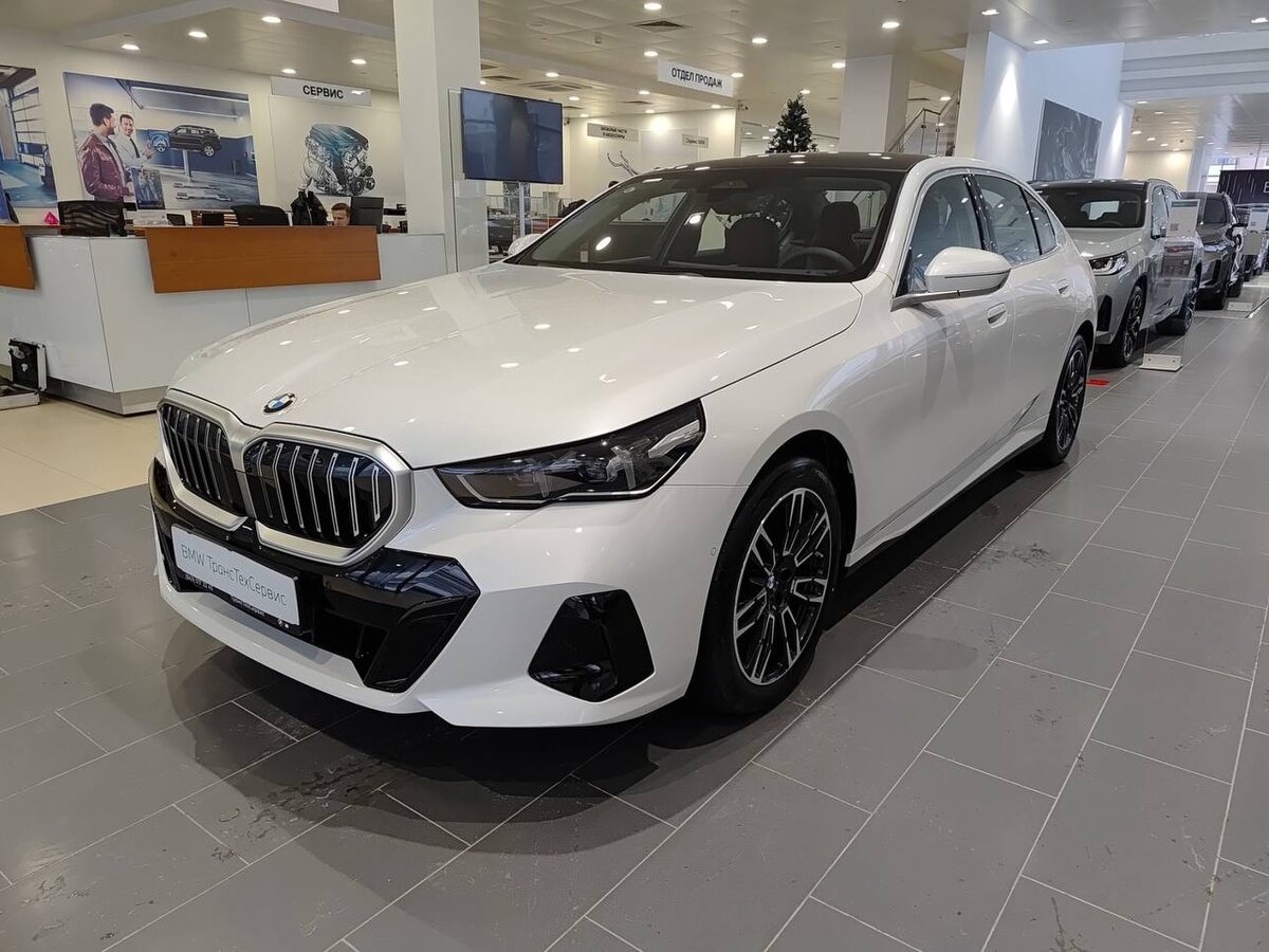 Открыть фотографии: BMW 5 серии VIII (G60/G61/G68)