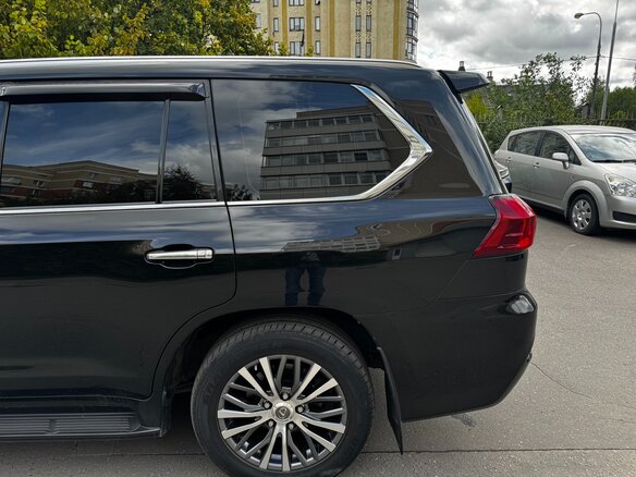2018 Lexus LX 570 III Рестайлинг 2, чёрный, 9800000 рублей - вид 18