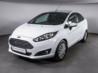 2015 Ford Fiesta Mk6 Рестайлинг, белый, 920000 рублей, вид 1