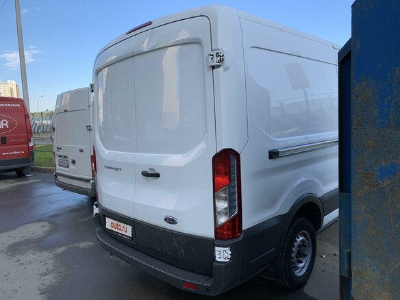 2015 Ford Transit, белый - вид 3