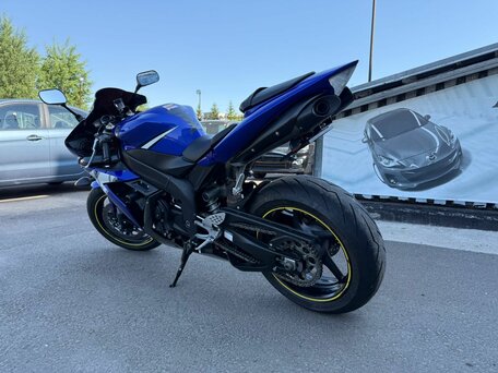 2006 Yamaha YZF-R1, синий, 749000 рублей, вид 3