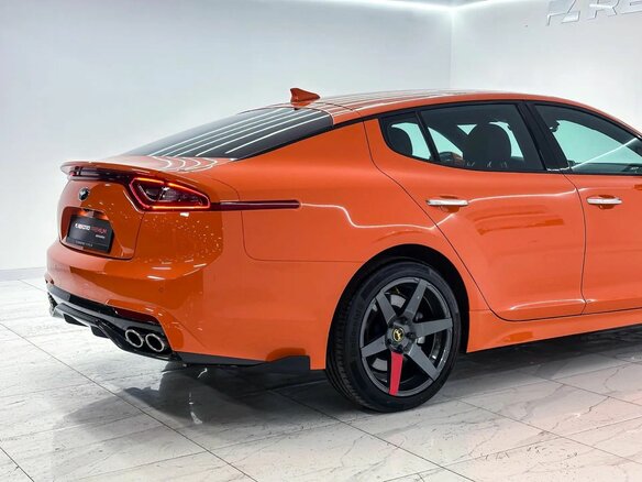 2019 Kia Stinger I, оранжевый, 3638000 рублей - вид 30