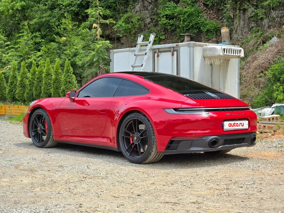2025 Porsche 911 Carrera GTS VIII (992) Рестайлинг, красный, 19450018 рублей - вид 3