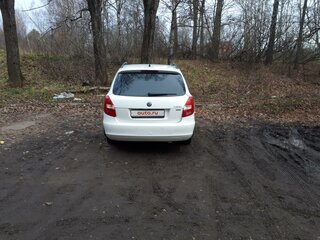 2012 Skoda Fabia II Рестайлинг, белый, 460000 рублей, вид 4