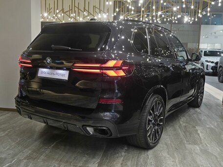 2023 BMW X5 30d IV (G05/G18) Рестайлинг, чёрный, 11300000 рублей, вид 2