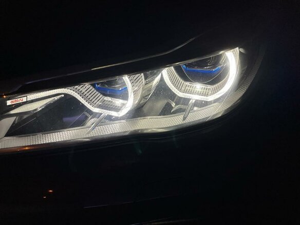 2015 BMW 7 серии Long 740Ld xDrive VI (G11/G12), чёрный, 4100000 рублей - вид 16