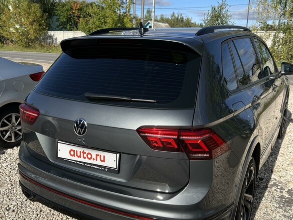 2020 Volkswagen Tiguan II Рестайлинг, серый, 3300000 рублей - вид 6