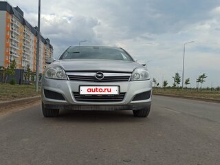 2012 Opel Astra H Рестайлинг, серебристый, 650000 рублей, вид 1