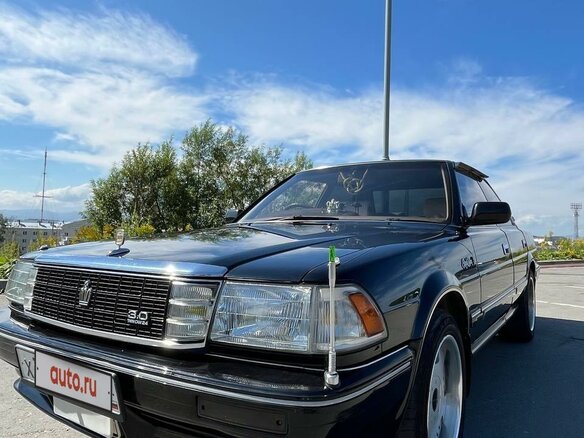 1988 Toyota Crown VIII (S130), чёрный, 1000000 рублей - вид 2