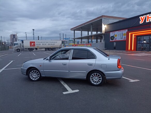 2008 Hyundai Accent ТагАЗ II, серебристый, 360000 рублей - вид 5
