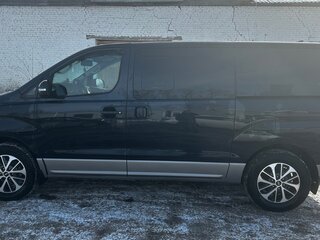 2020 Hyundai Grand Starex I Рестайлинг 2, чёрный, 3900000 рублей, вид 5