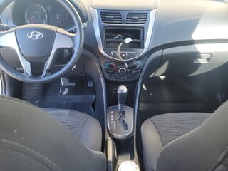 2016 Hyundai Solaris I Рестайлинг, бежевый, 1040000 рублей, вид 3