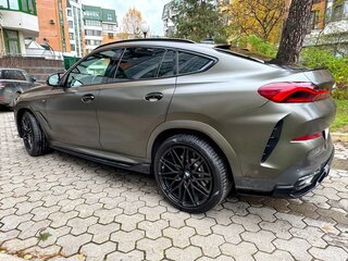 2021 BMW X6 40i III (G06), зелёный, 8850000 рублей, вид 3