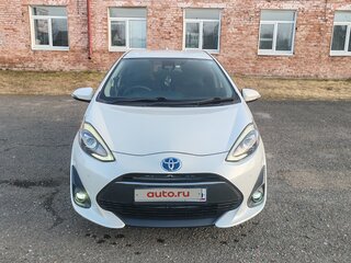 2019 Toyota Aqua I Рестайлинг 2, белый, 1100000 рублей, вид 2