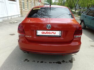 2016 Volkswagen Polo V Рестайлинг, оранжевый, 950000 рублей, вид 3