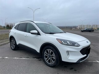2020 Ford Escape IV, белый, 1550000 рублей, вид 3