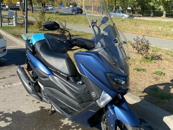 2020 Yamaha NMAX, синий, 390000 рублей