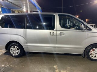 2009 Hyundai Grand Starex I, серый, 1888000 рублей, вид 4