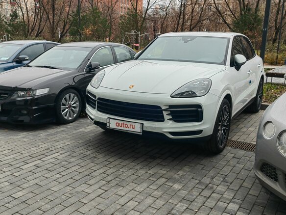 2019 Porsche Cayenne III, белый, 8200000 рублей