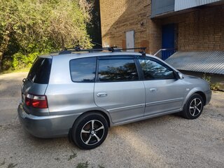 2005 Kia Carens I (RS) Рестайлинг, серебристый, 410000 рублей, вид 2