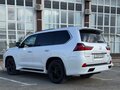 2016 Lexus LX 570 III Рестайлинг 2, белый, 9300000 рублей - вид 7