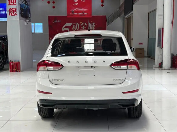 2022 Skoda Rapid II, белый, 1280000 рублей - вид 4