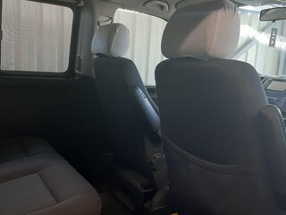 2005 Volkswagen Caravelle T5, серебристый, 2000000 рублей, вид 3