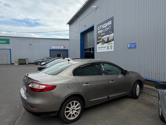 2010 Renault Fluence I, бежевый, 485000 рублей - вид 6