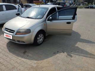 2004 Daewoo Kalos, серебристый, 210000 рублей, вид 3