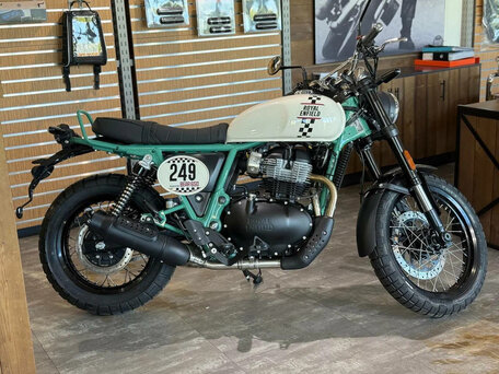 2026 Royal Enfield Bear 650, белый, 747000 рублей, вид 2