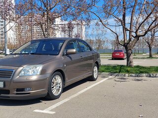 2005 Toyota Avensis II, коричневый, 850000 рублей, вид 1