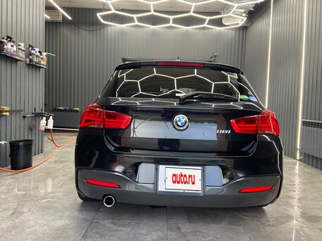 2018 BMW 1 серии 118i II (F20/F21) Рестайлинг 2, чёрный, 1590000 рублей, вид 4