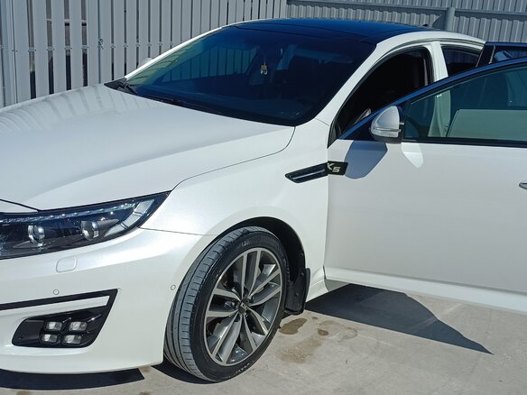 2015 Kia Optima III Рестайлинг, белый, 1860000 рублей - вид 4
