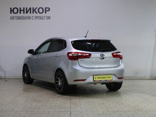 2013 Kia Rio III, серебристый, 959000 рублей, вид 4