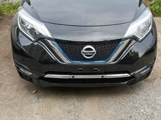 2018 Nissan Note e-Power II Рестайлинг, чёрный, 1349000 рублей, вид 1