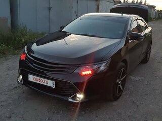 2016 Toyota Camry VII (XV50) Рестайлинг, чёрный, 2200000 рублей, вид 3