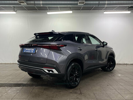 2024 Omoda C5 I Рестайлинг, серый, 2190000 рублей, вид 4