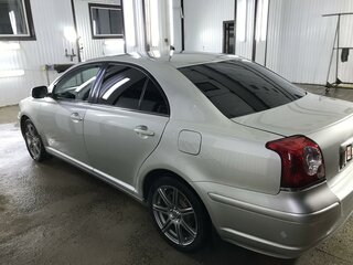2008 Toyota Avensis II Рестайлинг, серебристый, 850000 рублей, вид 2