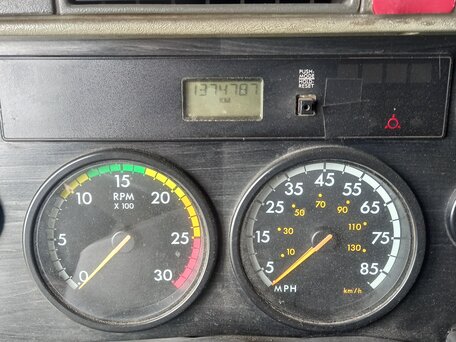 2004 Freightliner Columbia, красный, 1500000 рублей, вид 1