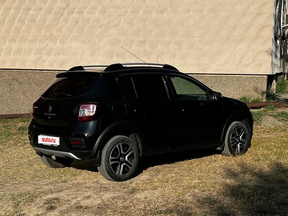 2018 Renault Sandero Stepway II, чёрный, 1100000 рублей - вид 11
