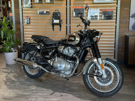 2026 Royal Enfield Classic 650, чёрный, 723000 рублей, вид 2