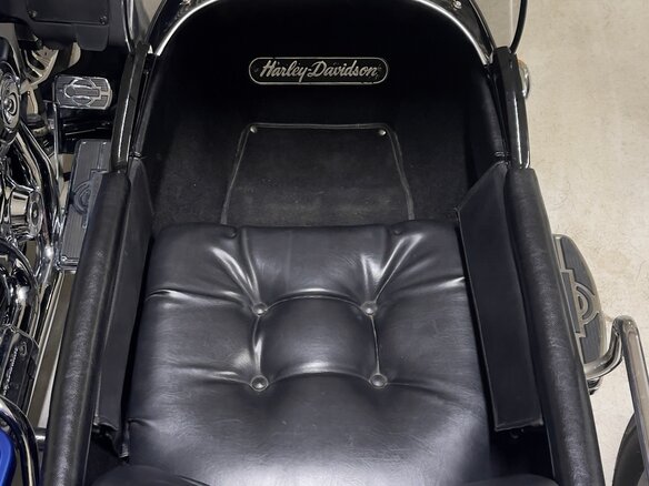 2010 Harley-Davidson Electra Glide, синий, 2150000 рублей - вид 26