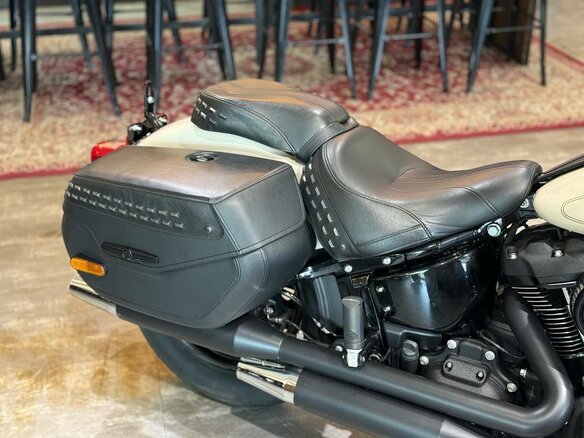2022 Harley-Davidson Heritage, белый, 2050000 рублей - вид 20