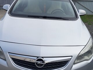 2012 Opel Astra J, серебристый, 860000 рублей, вид 1