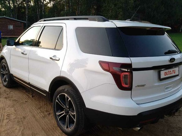 2014 Ford Explorer Sport V, белый, 2650000 рублей - вид 4