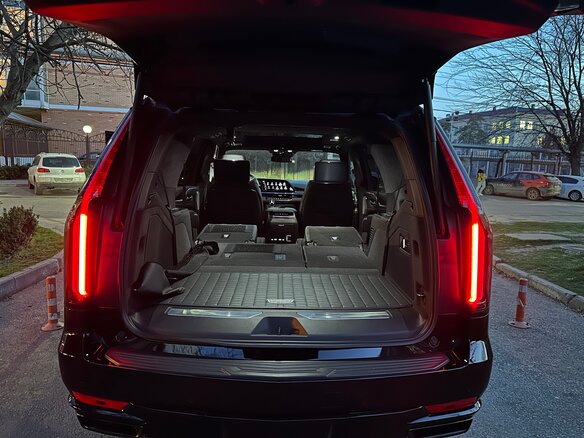2023 Cadillac Escalade V, чёрный, 15000000 рублей - вид 10