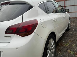 2010 Opel Astra J, белый, 480000 рублей, вид 3