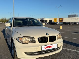 2011 BMW 1 серии 116i I (E81/E82/E87/E88) Рестайлинг, белый, 760000 рублей, вид 4