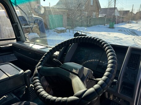 1992 Hino Series 500 (Ranger), пурпурный, 1900000 рублей, вид 5